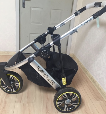 babyruler龙卷风轮子婴儿推车