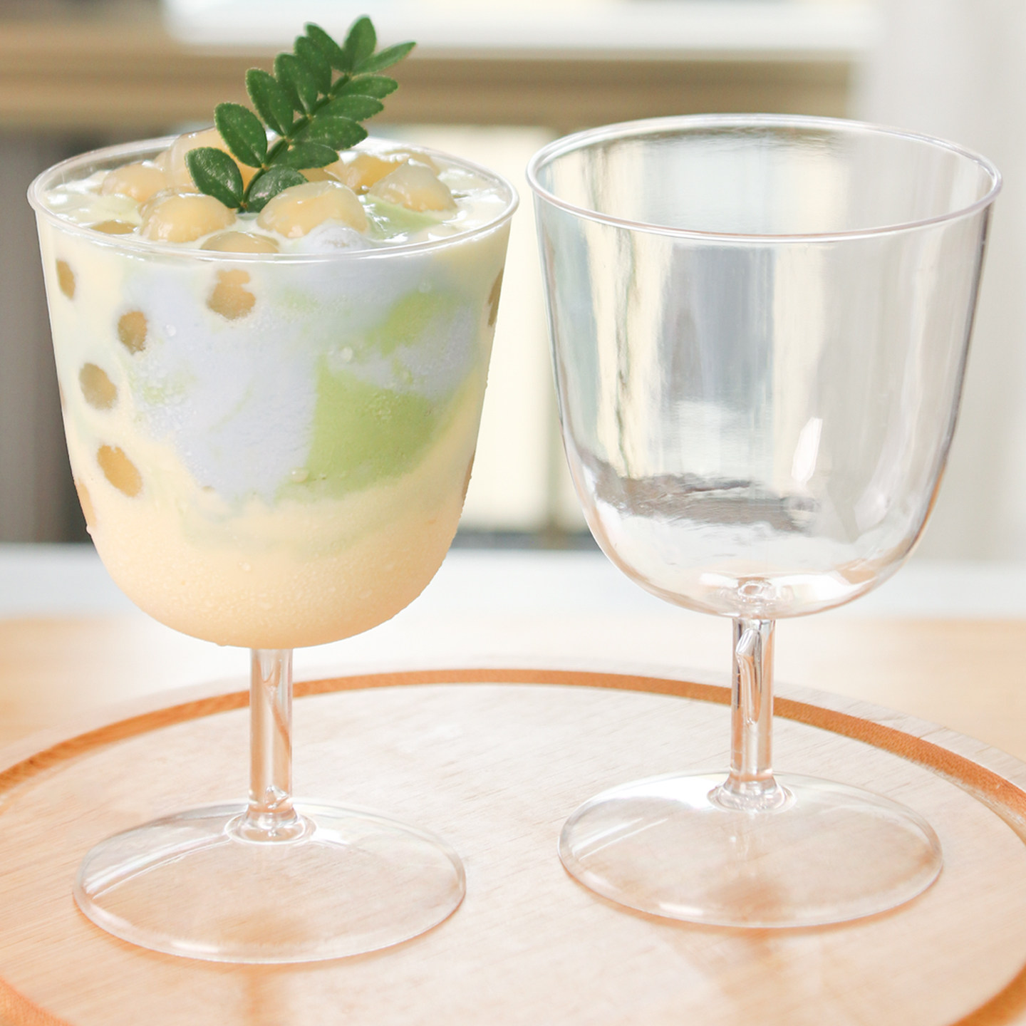 一次性红酒香槟杯一体高脚杯PS鸡尾酒饮料杯创意加厚塑料航空杯,餐饮具,塑杯,淘宝优惠券,粉丝福利购,淘宝优惠卷