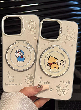 维尼熊叮当猫适用苹果16promax手机壳iPhone15创意14新款13小众pro少女12磁吸支架plus镭射17全包8防摔xs硬壳