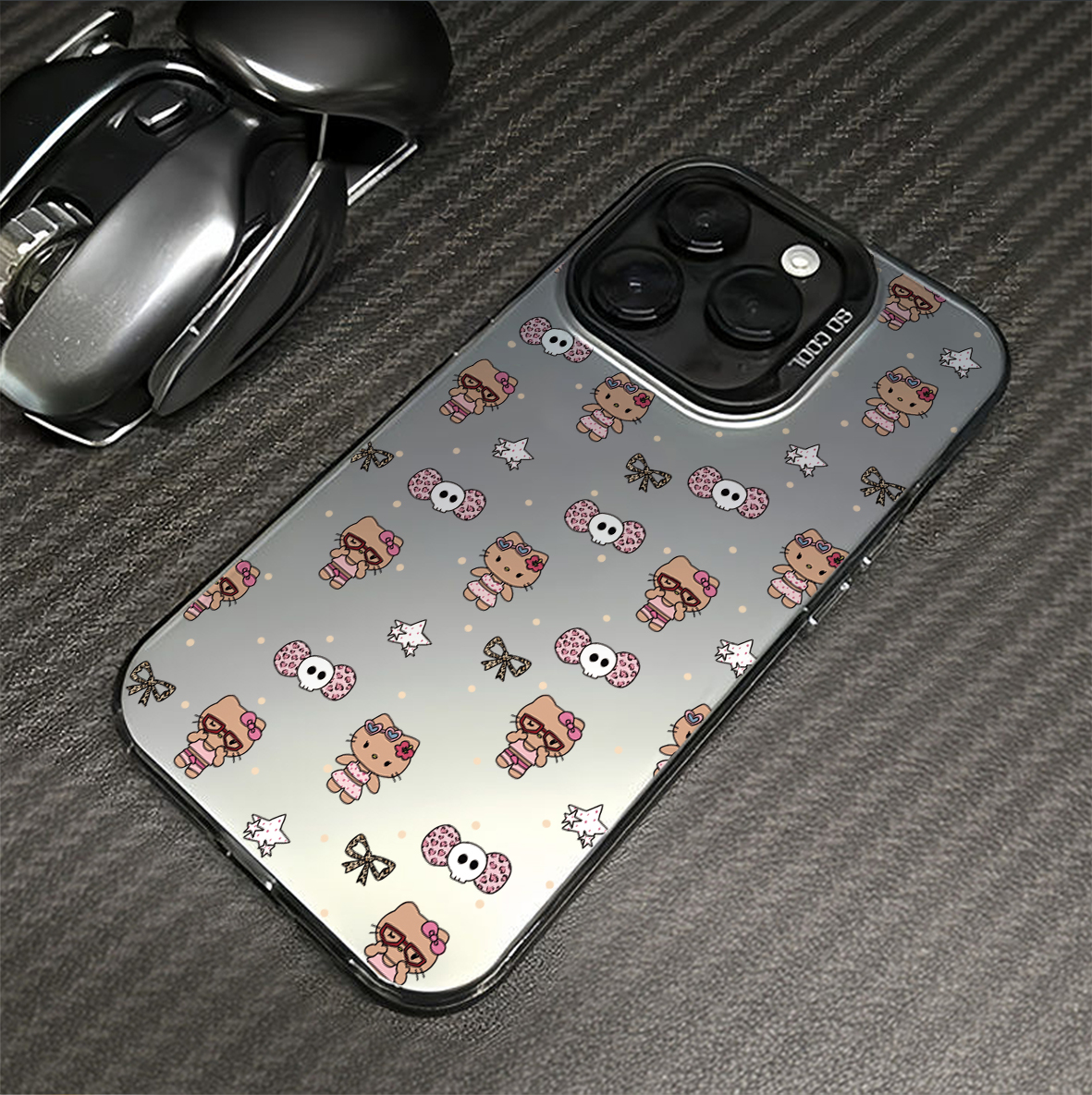 可爱蝴蝶结豹纹凯蒂猫适用苹果16promax手机壳iPhone15创意14新款13小众pro少12情侣plus镭射11全包8防摔硬壳