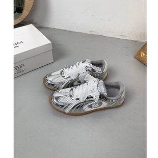 平底德训鞋女夏季2026新款网面透气板鞋薄款今年流行爆款轻便软底