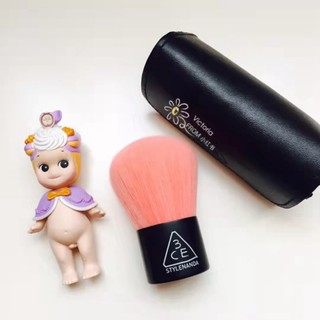 现货 韩国正品3ce迷你化妆刷便携式散粉刷人造毛圆头蘑菇刷腮红刷