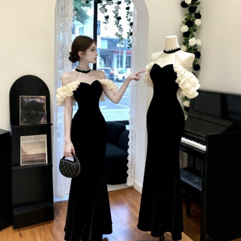 轻奢赫本风挂脖黑色丝绒长裙女修身包臀鱼尾裙高级感包臀晚礼服