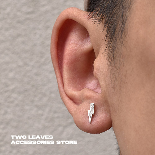 TWOLEAVESS925纯银镶钻闪电耳钉