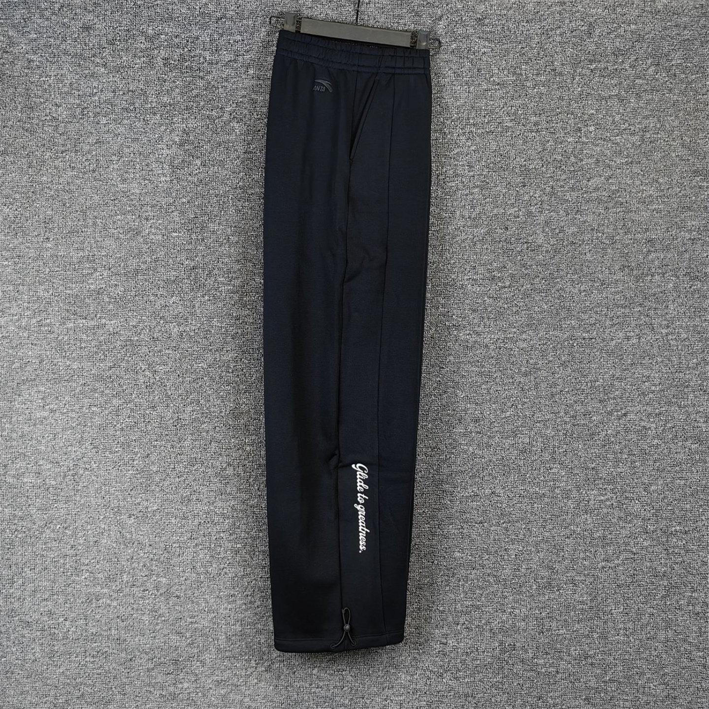 安踏女子冬季加绒保暖宽松针织