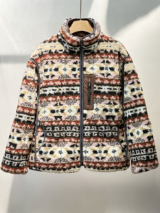 轻奢年轻又时髦 巨好看的费尔岛羊毛摇粒绒鹅绒服厚外套