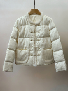 2025冬季新款新中式国风莱赛尔提花拼水貂毛90白鹅绒服