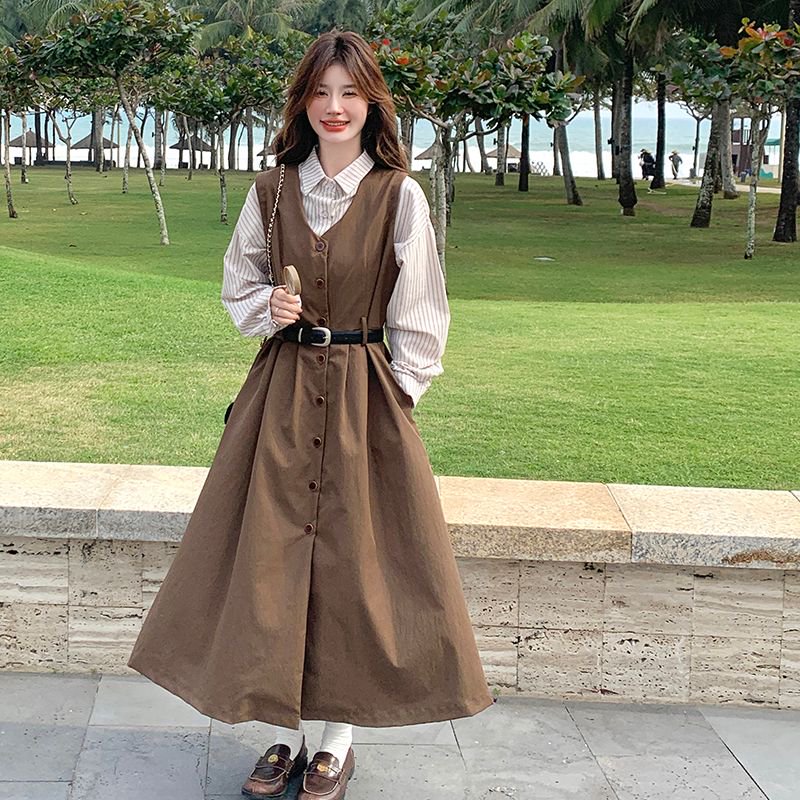 学院风穿搭高腰背心裙套装女春秋新款条纹衬衫气质收腰显瘦两件套