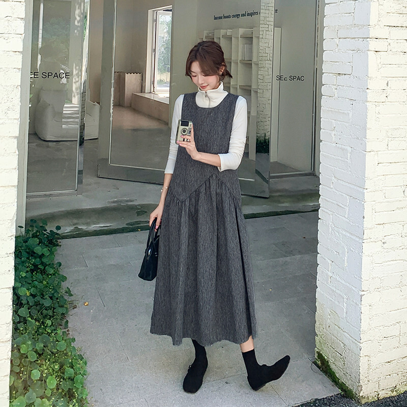 学院风灰色背裙套装女2026秋季新款高级感打底衫长裙叠穿两件套