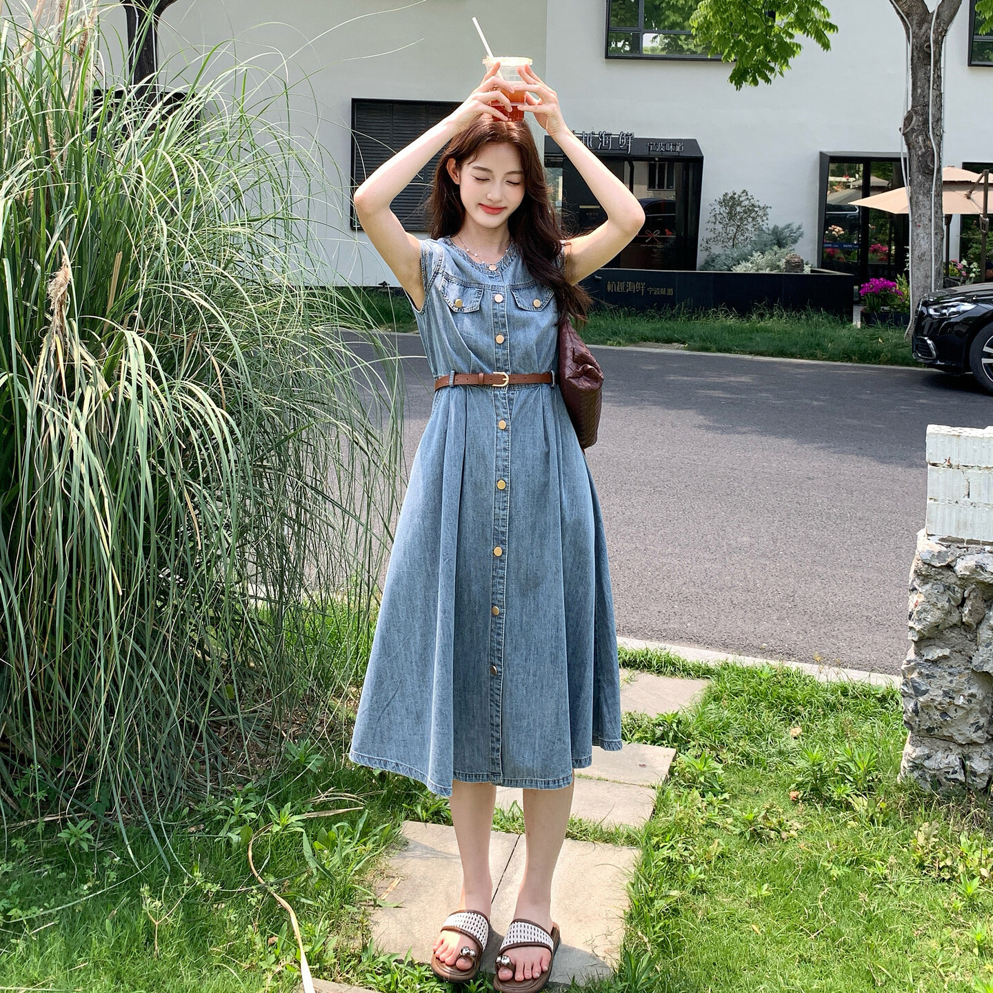 短袖圆领收腰牛仔连衣裙女