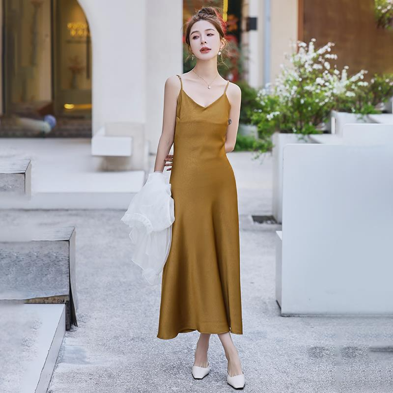 缎面提花吊带裙女夏装内搭可调节肩带长裙百搭修身显瘦性感连衣裙