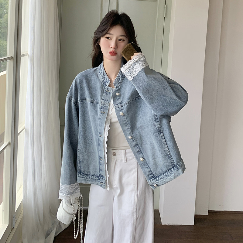 蕾丝拼接浅色牛仔外套女春秋新款小个子超火减龄宽松立领夹克上衣