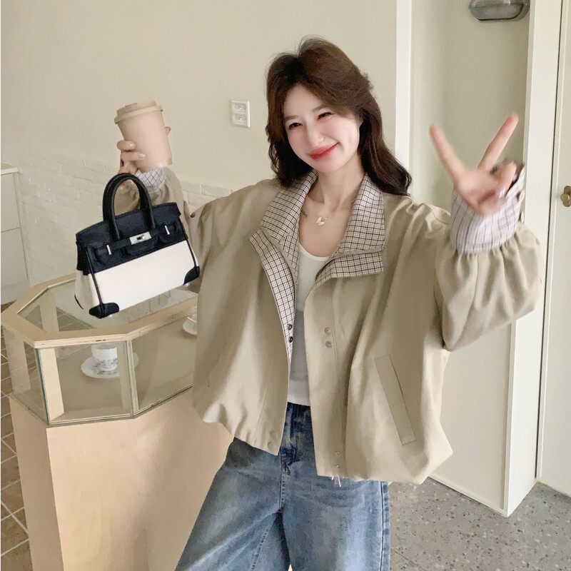 学院风减龄翻领格纹拼接外套女