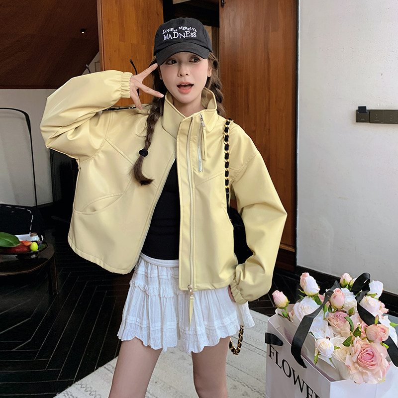 黄色减龄甜酷风PU皮衣短外套女春秋季新款独特设计感立领夹克