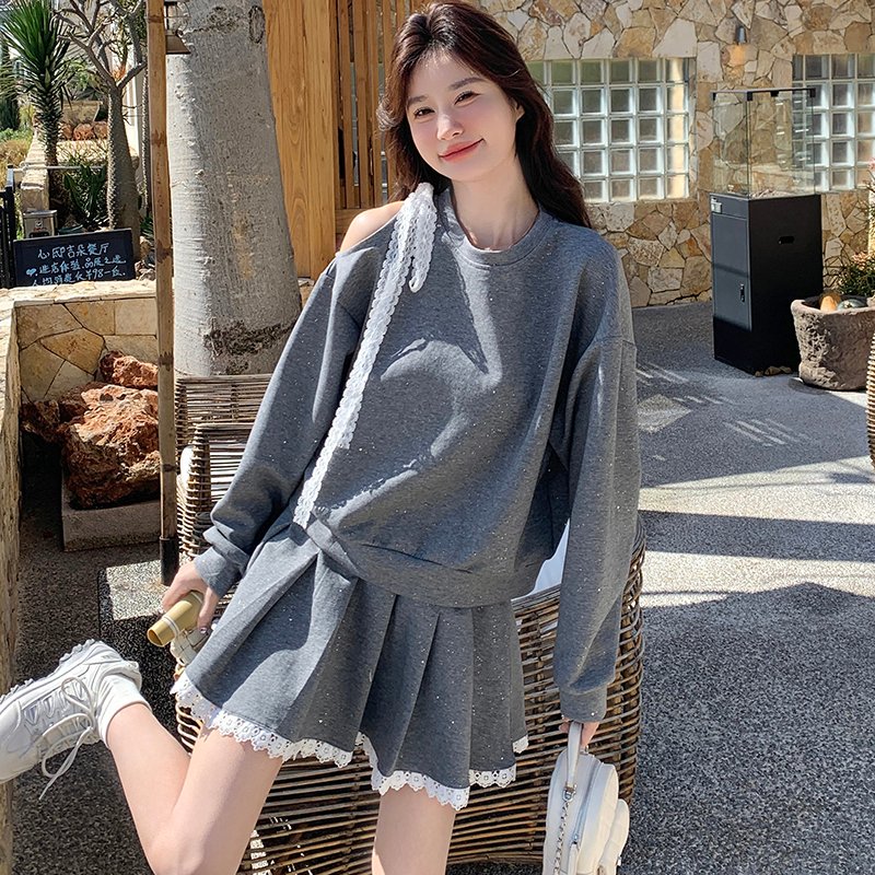 设计感蕾丝拼接露肩卫衣百褶裙套装春秋小个子韩系绝美穿搭两件套