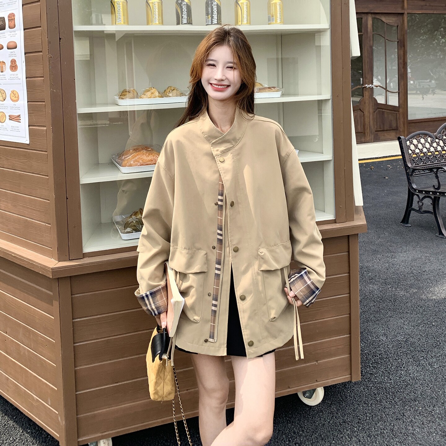 卡其色格纹拼接风衣外套女秋季韩系休闲中长款小个子今年流行大衣