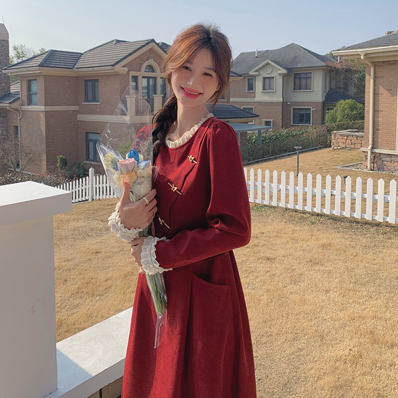 红色新中式假两件小香风连衣裙女2026春秋新款正式场合订婚长裙子