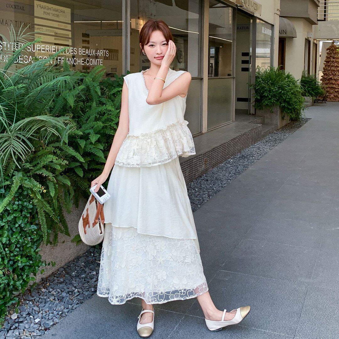 温柔风独特漂亮半身裙套装女夏季蕾丝花边无袖背心上衣长裙两件套