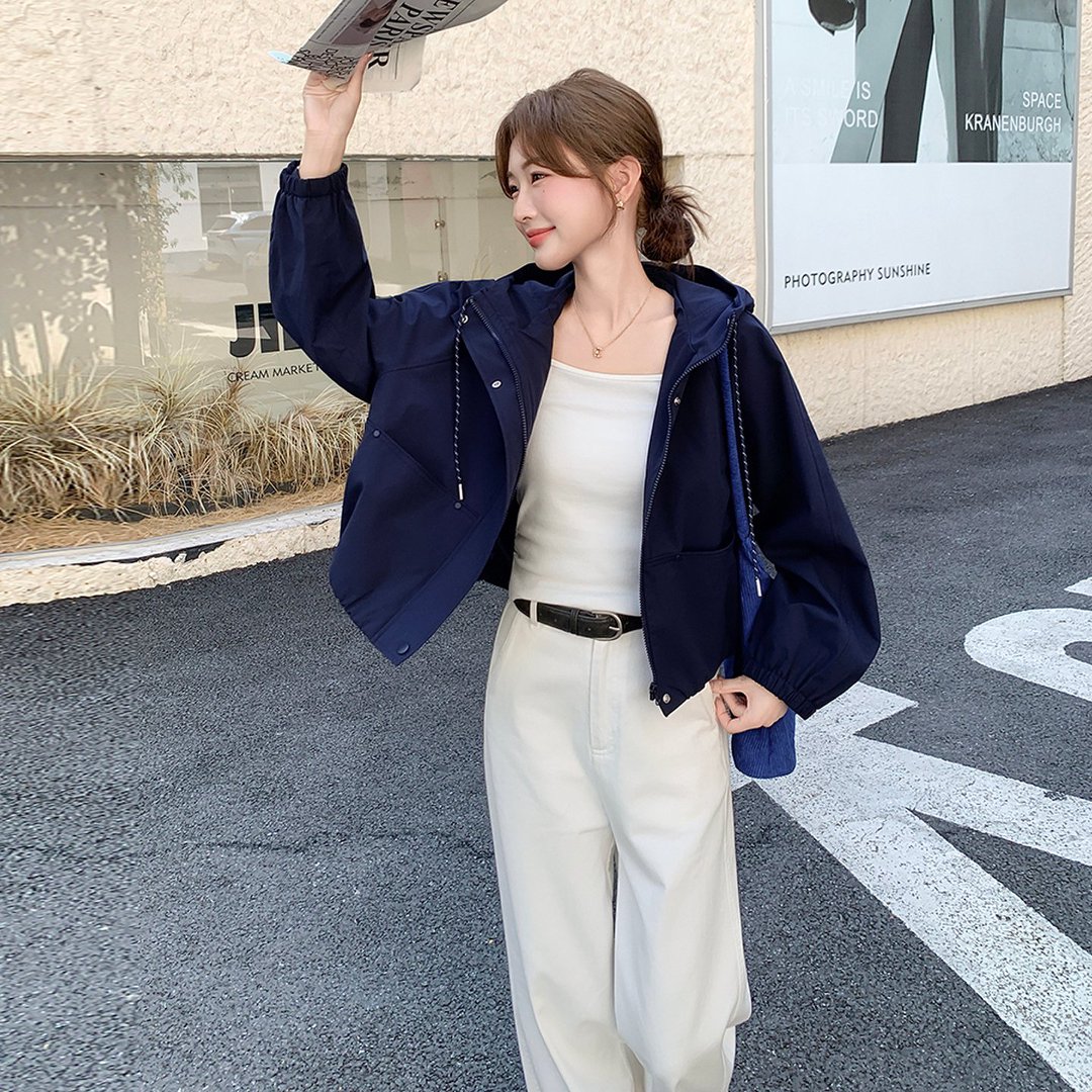 休闲工装连帽藏青色冲锋衣短外套女春秋新款小个子百搭巨好看夹克