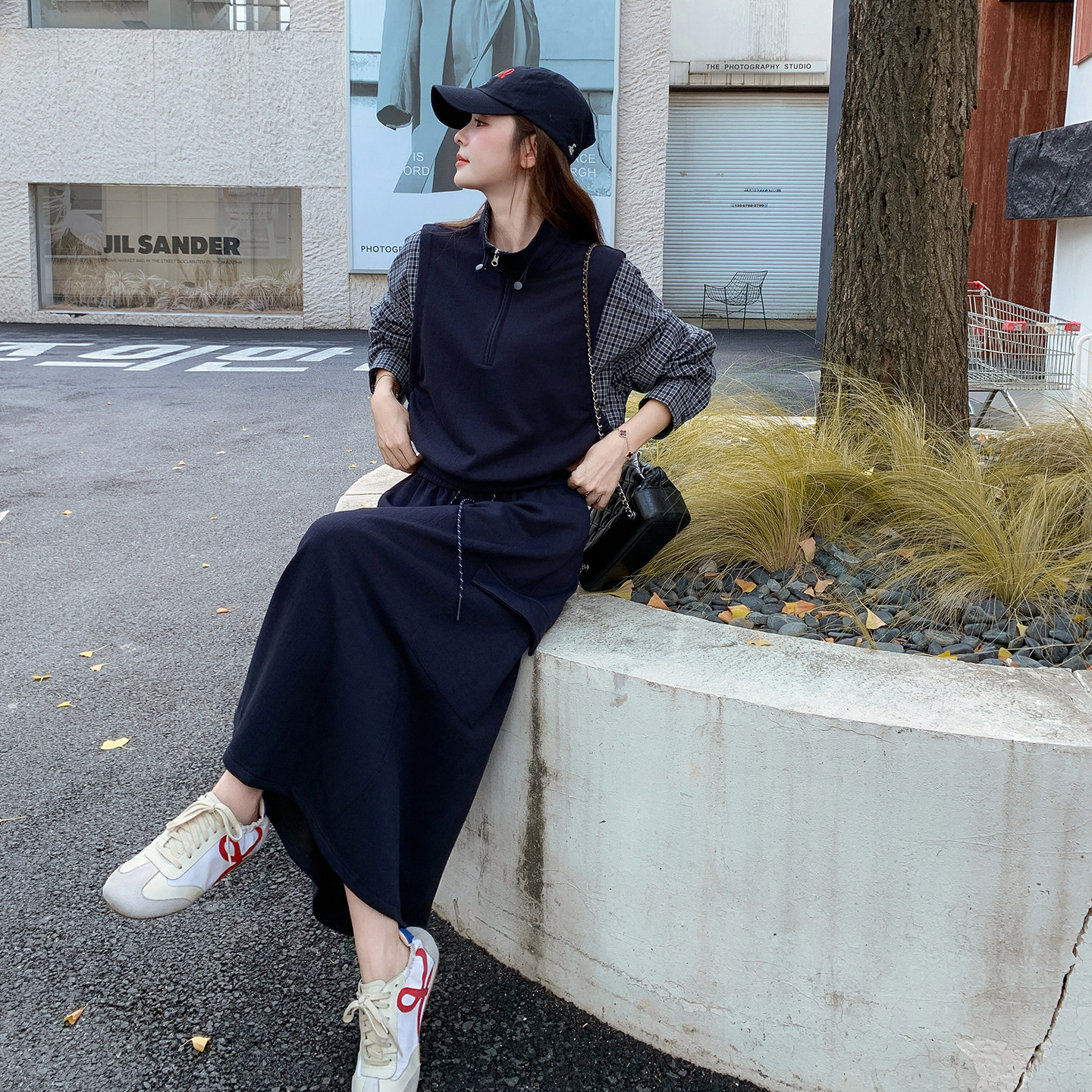 藏青色格纹拼接卫衣半身裙套装女