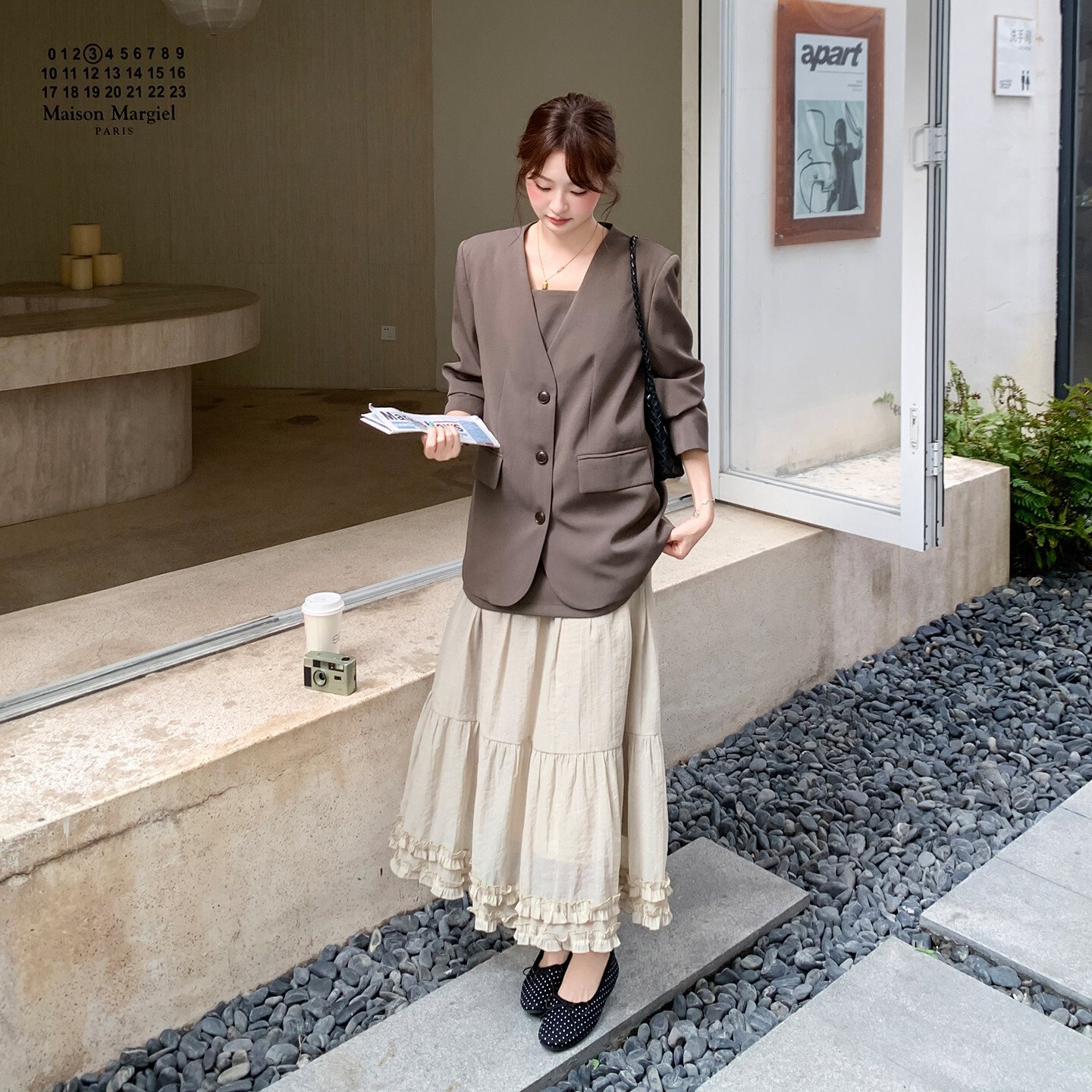 轻熟风咖色拼接背心连衣裙套装女秋季2026新款气质休闲西装两件套