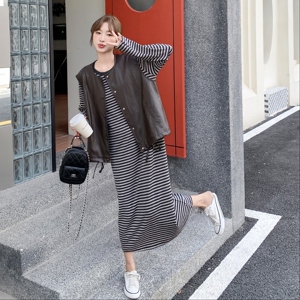 现货 271-8217P175K258 新款两件套 套装图片 现货 271-8217P175K258 新款两件套 套装图片