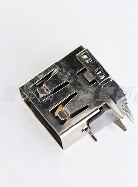 US01-206B 侧插USB母座 弯脚侧插短体 平口无卷边 黑胶平口