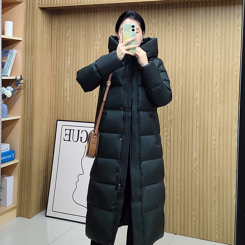 诗都奇长款过膝鹅绒服女加厚保暖