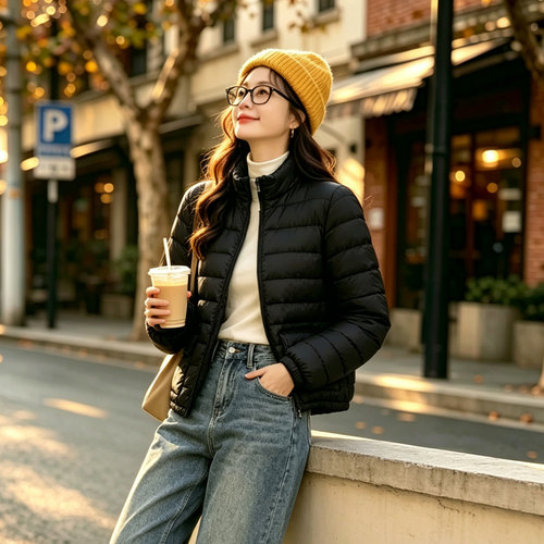 诗都奇轻薄95鹅绒女款排骨羽绒服