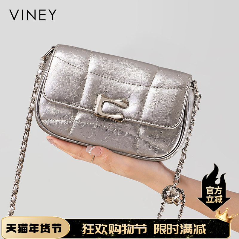 Viney包包女式2026新款秋冬斜挎真皮女包小众高级感链条单肩小包