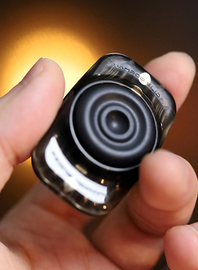 奶胖手指尖陀螺二合一EDC磁力机械推牌玩具啪啪币指间旋转开甲