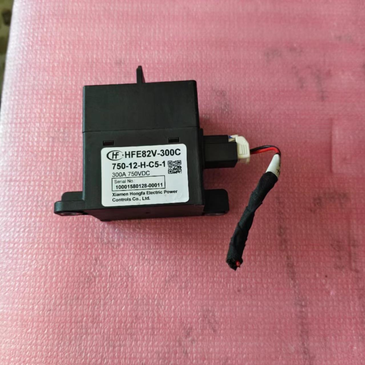 HF宏发高压直流接触器HFE82V-300C 750-24-H-C5-1线圈24V继电器