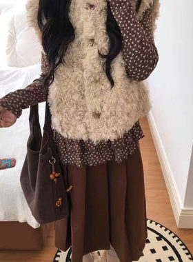 现货/韩版宽松羊羔毛少女坎肩马甲小众百搭保暖无袖简约通勤休闲