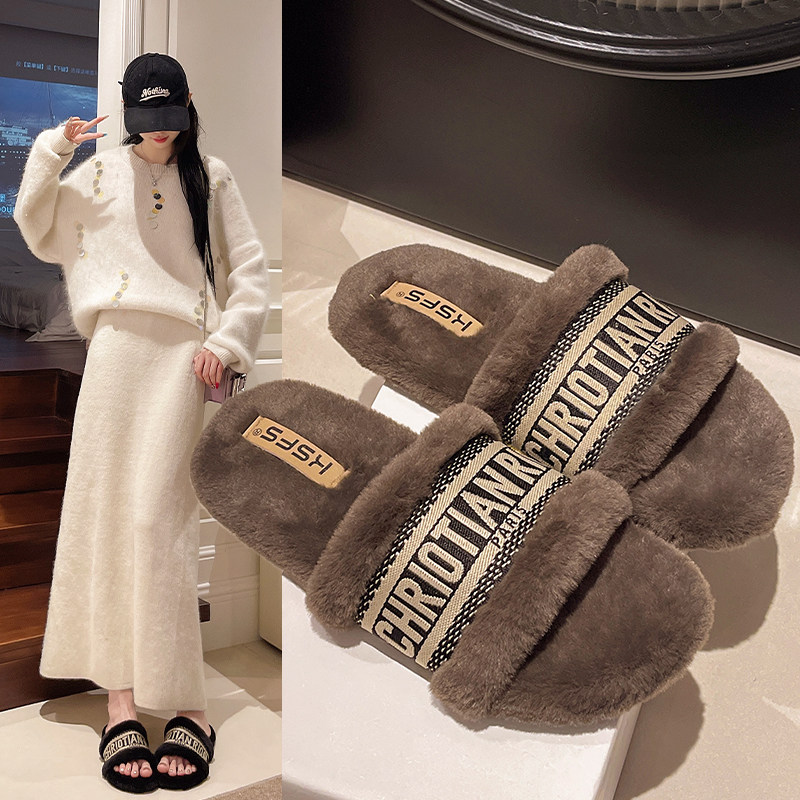 小香风毛毛拖鞋女时尚外穿2025年秋冬季新款平底刺绣字母一字棉拖