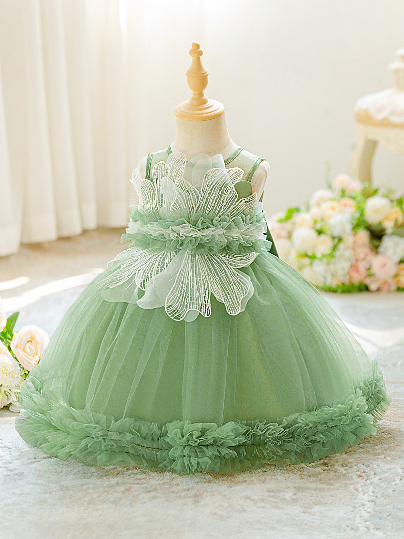 欧美新款周岁宝宝洗礼服婴幼儿贴花网纱礼服女童宝宝百日抓周礼服