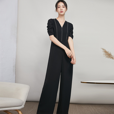 V领垂感中袖时尚纯色原创连体裤