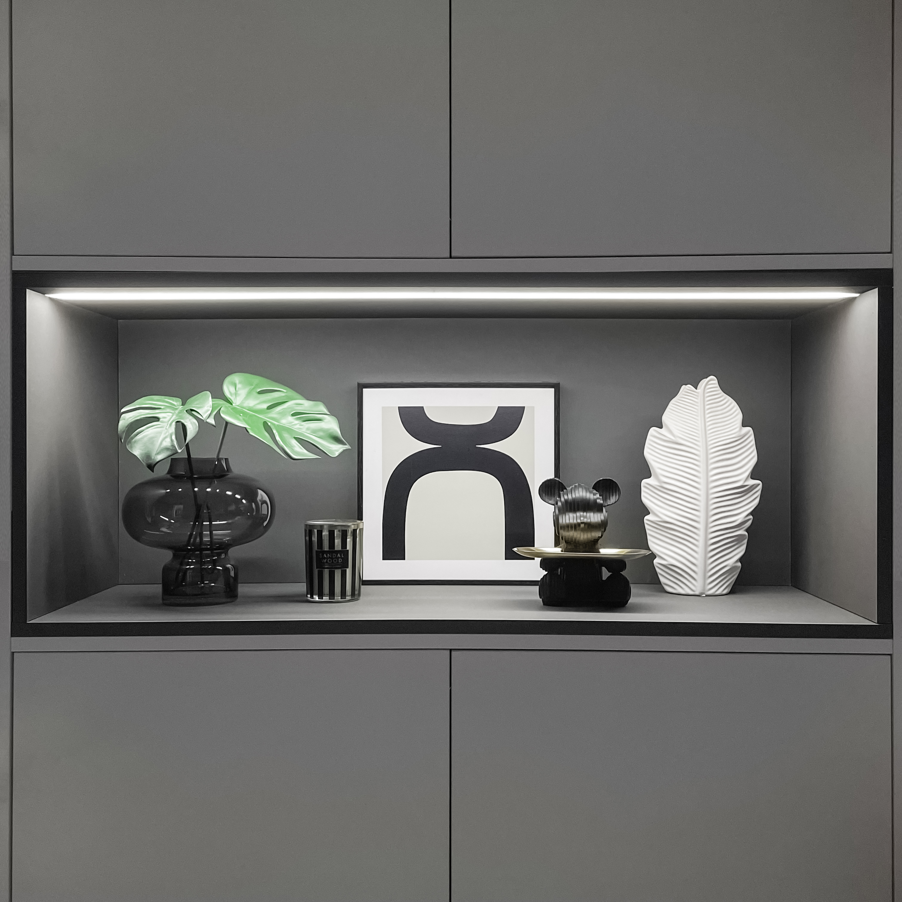 简约现代玄关电视柜家居软装饰品