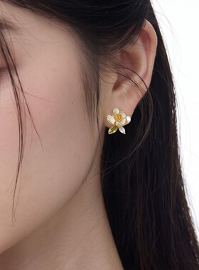 轻奢花朵耳钉小众设计师款百搭