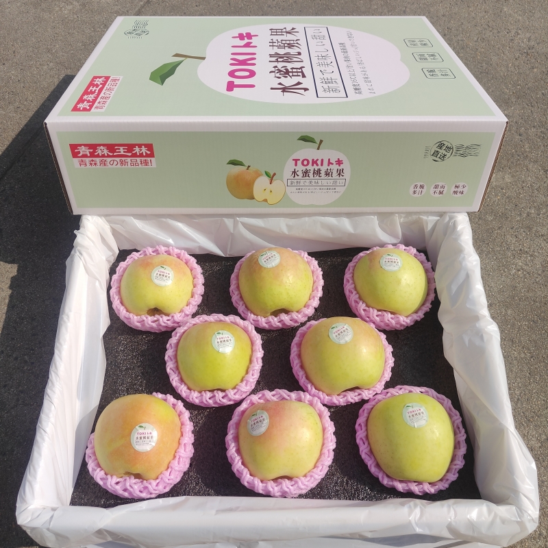 日本品种青森水蜜桃苹果