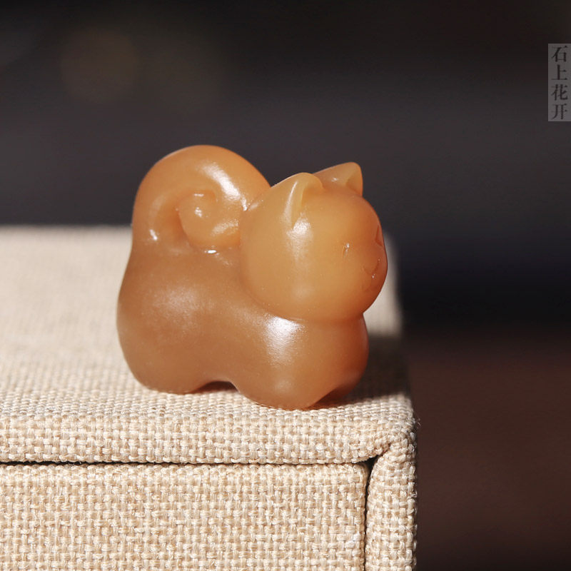 上海玉雕工作室 新疆和田玉且末糖料 糖玉萌小猫咪手链吊坠 订做