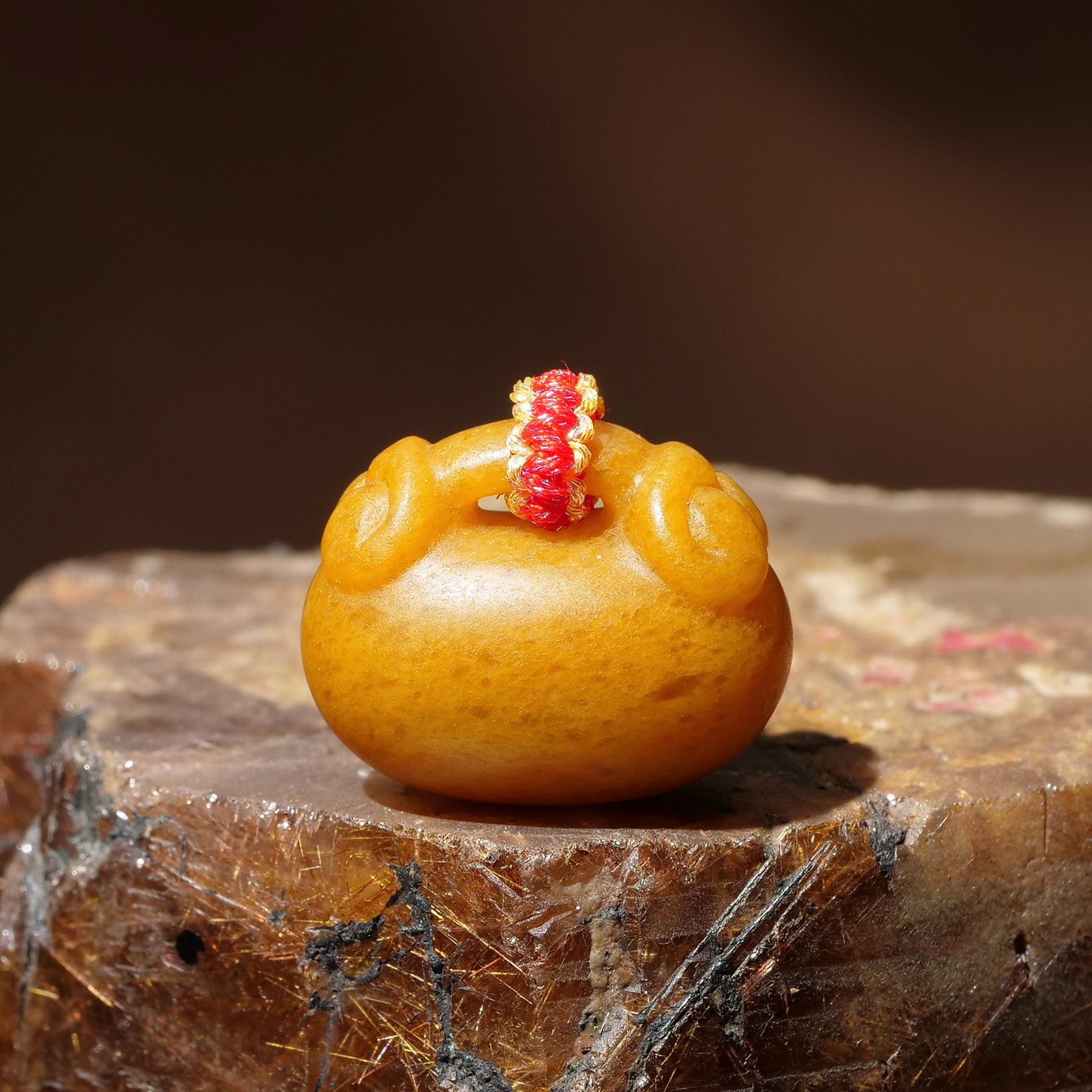 【现货】上海玉雕工作室手工雕刻 黄龙玉 缅黄 如意 宝宝锁 吊坠