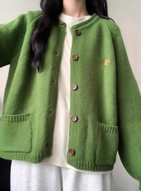 开春复古绿色针织开衫毛衣外套女2025秋季新款慵懒宽松风软糯上衣