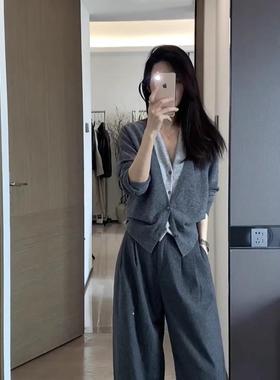 韩系气质灰色v领假两件针织开衫上衣修身短款内搭打底毛衣女春秋