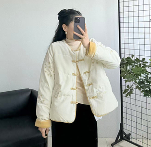 麻印女神7712新款复古立领刺绣手工盘扣收腰国风新中式保暖羽绒服