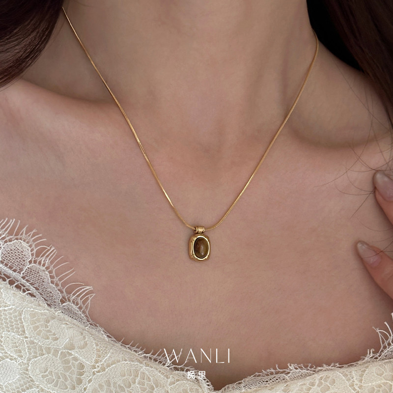 金色虎眼石玛瑙项链颈链夏日女款精致简约通勤复古配裙子高级感