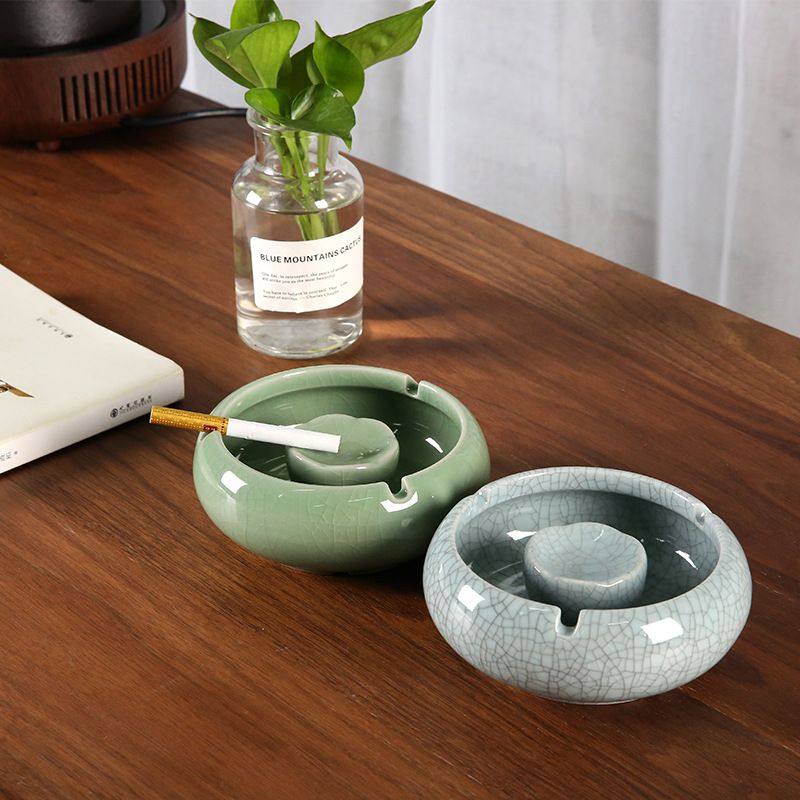 家用酒店客厅个性哥窑烟灰缸创意中式轻奢烟盅陶瓷办公室桌面摆件