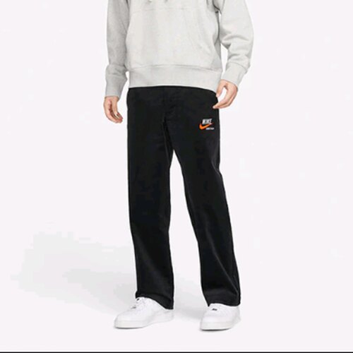 Nike耐克Sportswear女款灯芯绒刺绣logo标志运动休闲裤DX0001-010