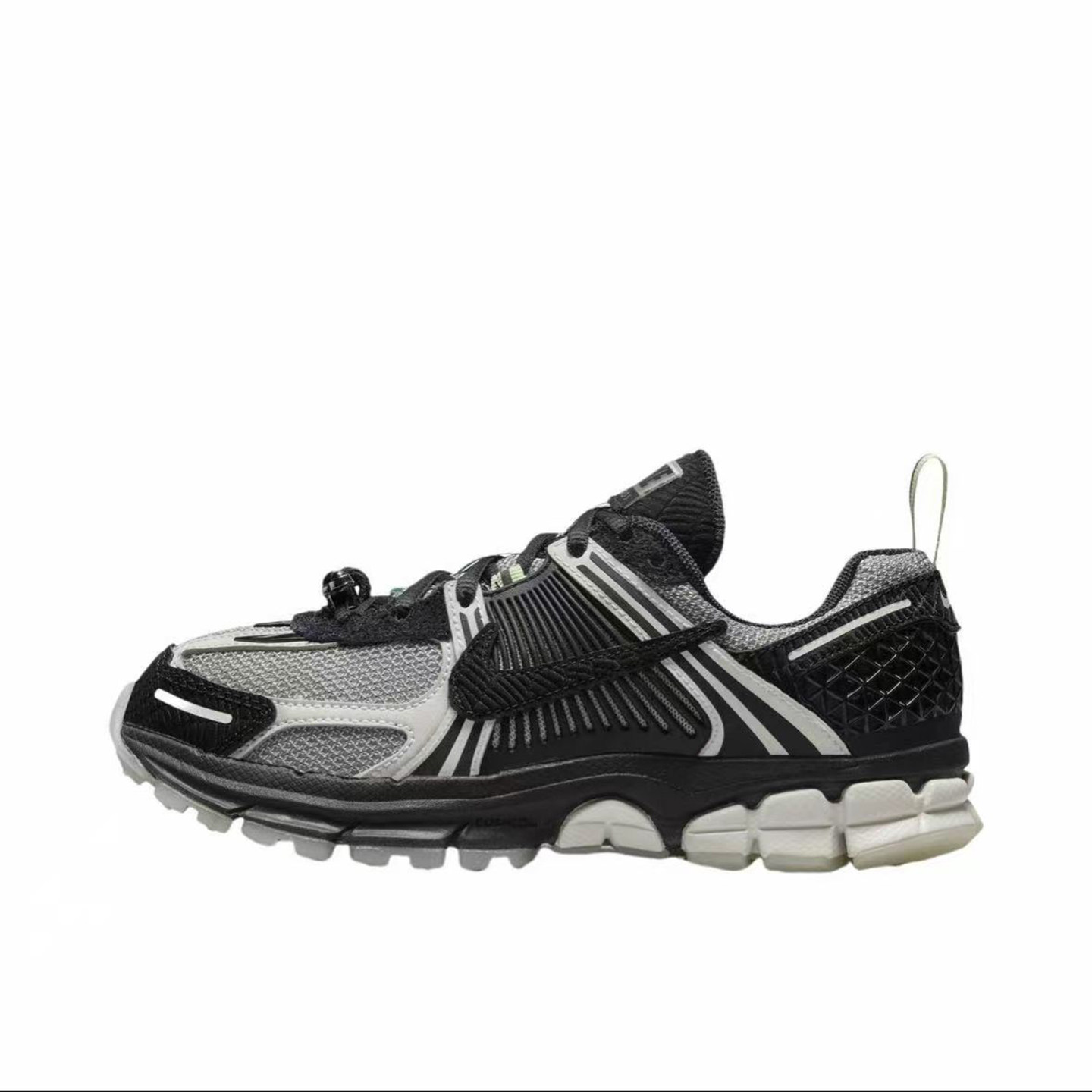 33码Nike耐克Zoom Vomero大童断码网面透气缓震跑鞋HQ3477-001