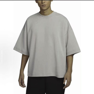 Nike耐克男子纯色圆领宽松舒适透气运动休闲短袖 012 T恤FB8166