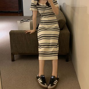 裙子ins 宽松休闲慵懒风中长款 条纹短袖 针织连衣裙女春夏2023新款